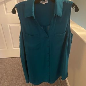 Express portofino sleeveless top in teal.